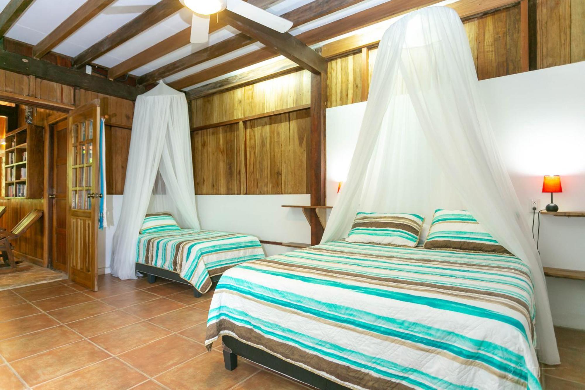 La Kukula Lodge Puerto Viejo de Talamanca エクステリア 写真